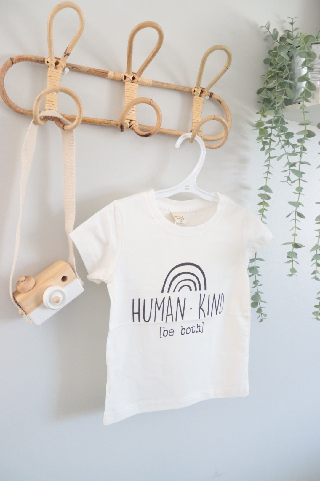 Human-Kind Tee-Shirt